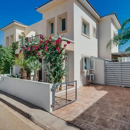 Alana- Protaras Villa *